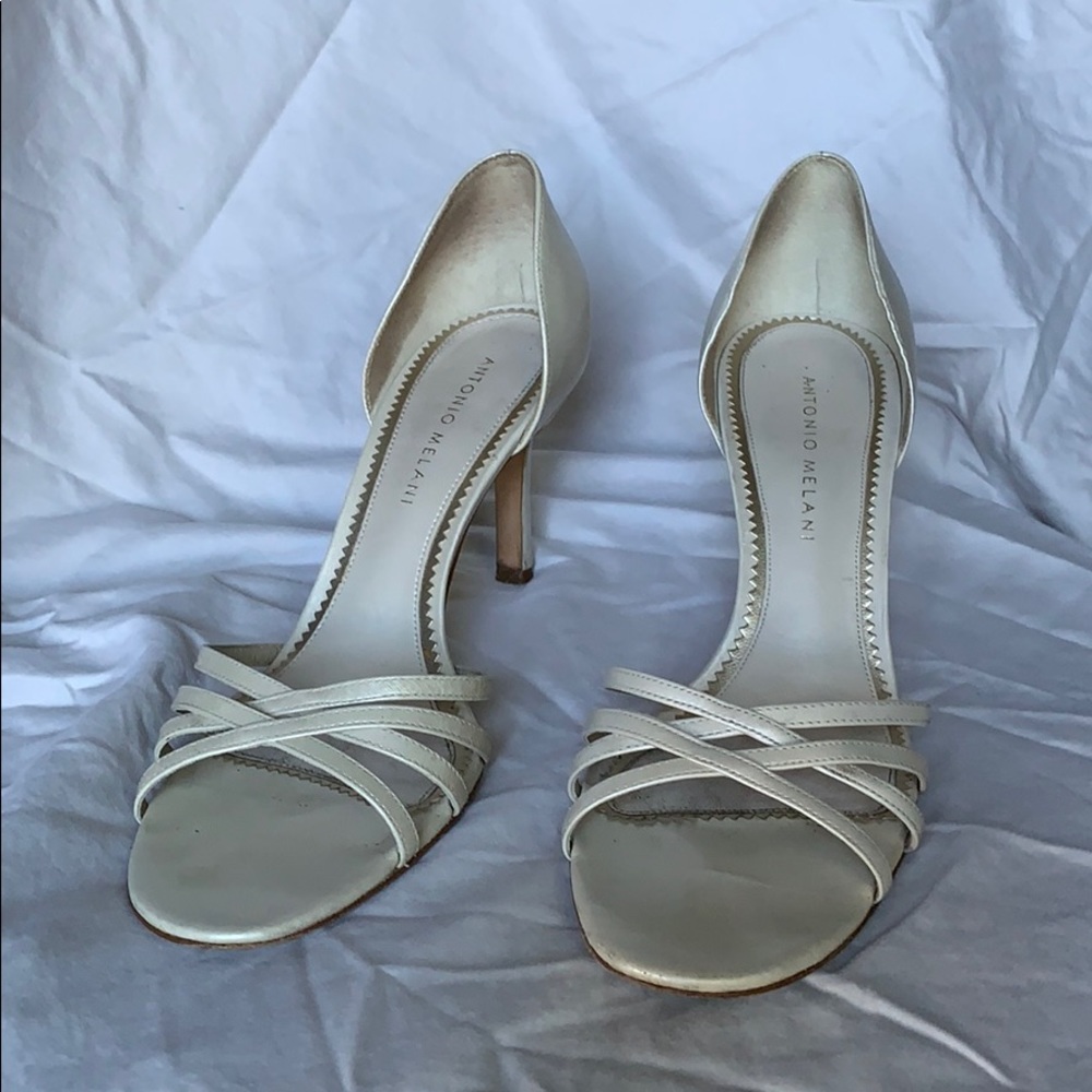 Antonio Melani HALLIE heels